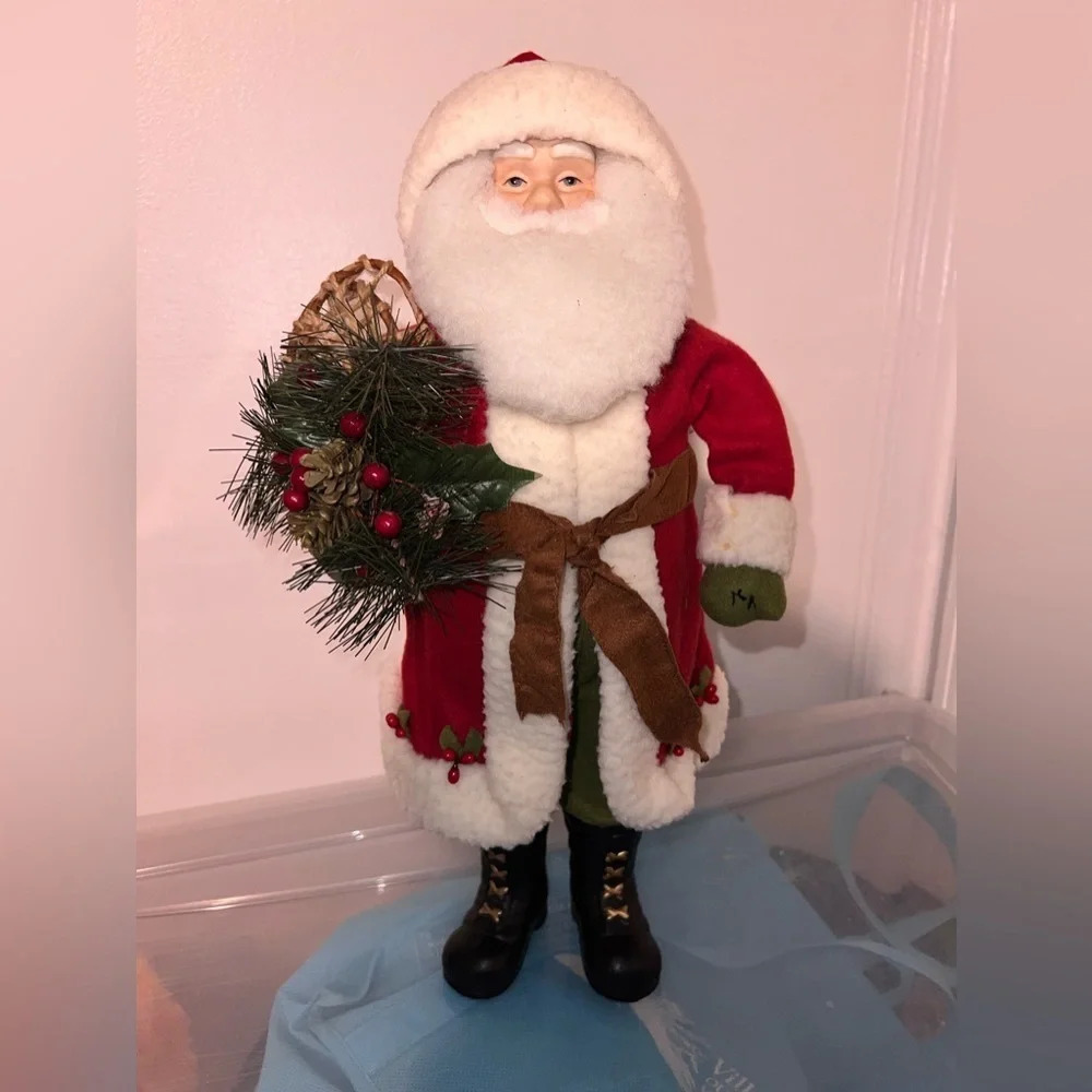 Vintage Santa Claus 17 in tall, 9 in wide‎ exquisite